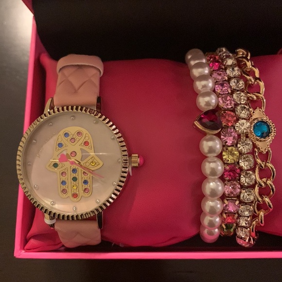 Betsey Johnson Mystic Hamsa Eye Watch with 4 Bracelets Gift Set - Picture 1 of 8